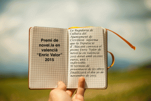 hand-notes-holding-things